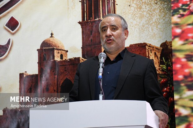 جشنواره <a href='https://sayeb.ir/tag/%d8%b2%d8%b1%d8%b4%da%a9'></div>زرشک</a> در قائنات