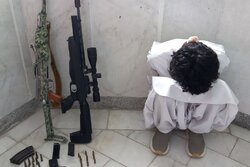 دستگیری متهم آدم‌ربایی و کشف مهمات جنگی در نیکشهر