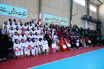 جشنواره ورزشی بانوان در کنگان برگزار شد