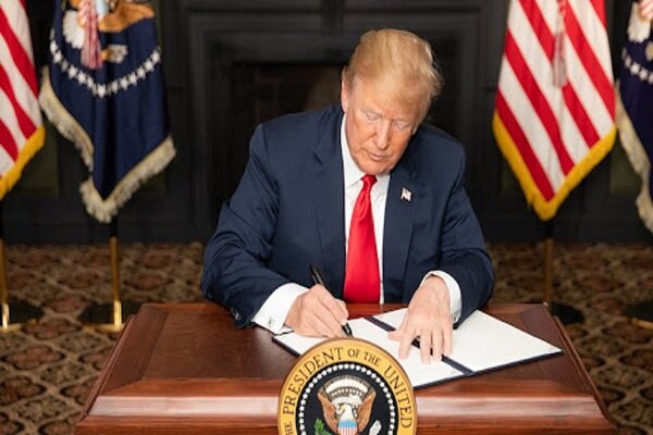 ترامپ برای افزایش تولید نفت آمریکا به قانون تولید دفاعی متوسل شد