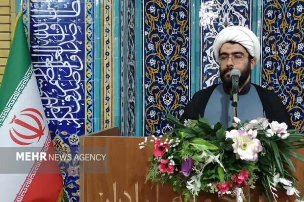 امام جمعه آرادان: ایران در قامت یک قدرت پیروز قد علم کرده است