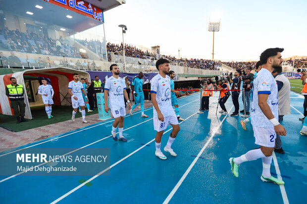 لیگ برتر فوتبال – استقلال و چادرملو لیگ برتر فوتبال – استقلال و چادرملو