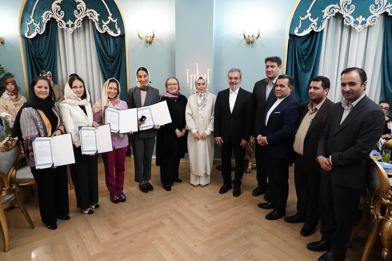 Spouses of six countries’ ambassadors named honorary tourism envoys of Hamadan