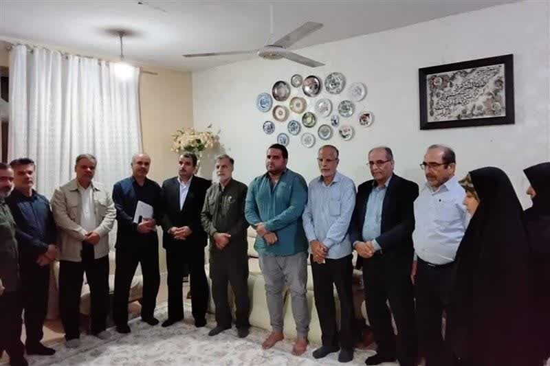 مدیرکل بنیاد شهیدبوشهر: مشکلات خانواده‌ شهدا با جدیت پیگیری می‌شود