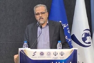 نوری: مسیرهای جدید تجاری، فرصت تازه‌ای برای توسعه صادرات است