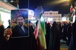 شیروانی‌ها شبی دیگر پای کار وطن ایستادند