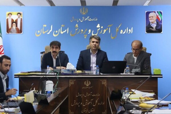 رفع مشکلات سیستم‌های گرمایشی مدارس لرستان در اولویت باشد