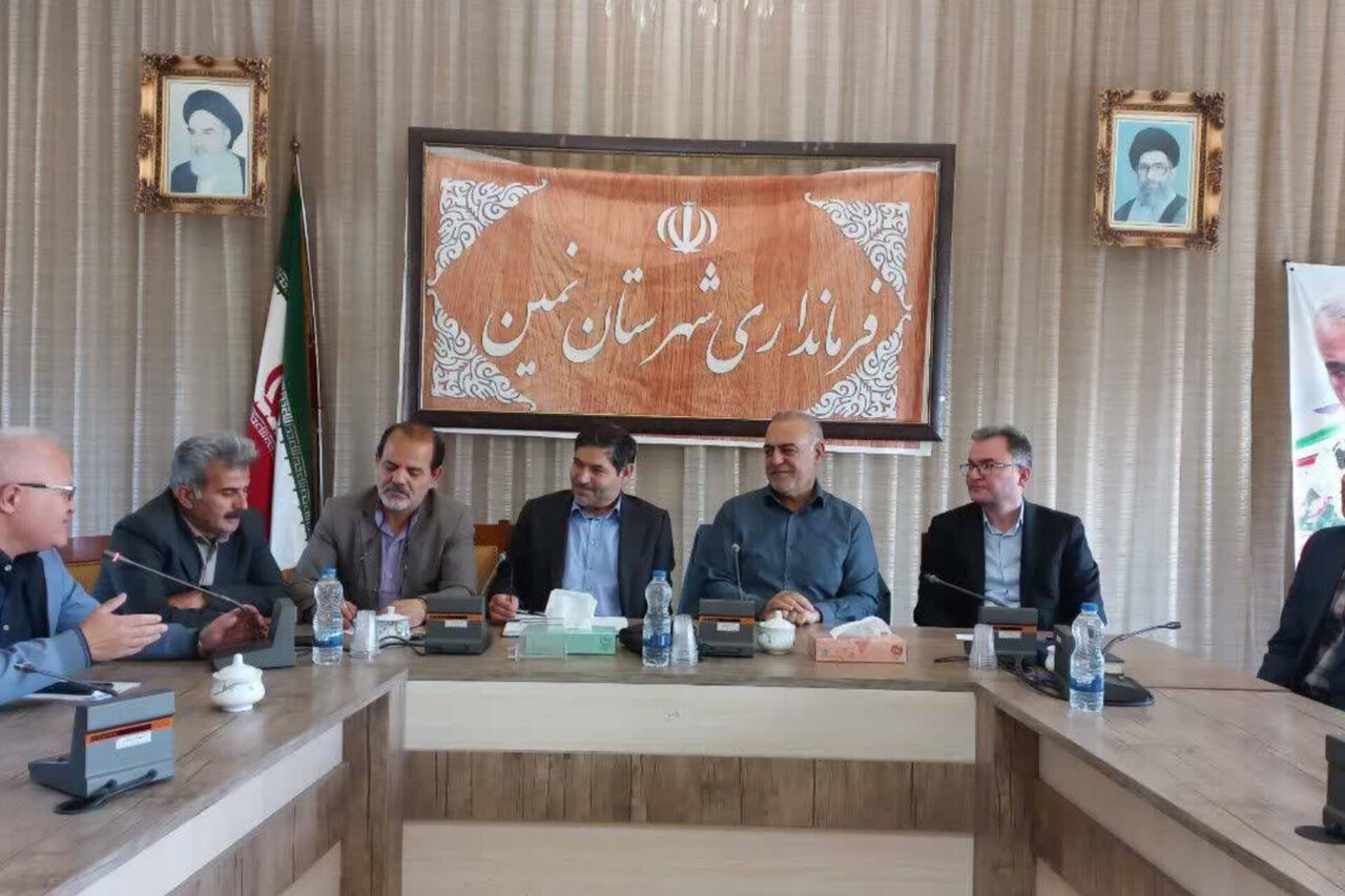 لزوم حفظ وحدت ملی و پرهیز از اختلافافکنی و دوقطبیهای غیرضروری