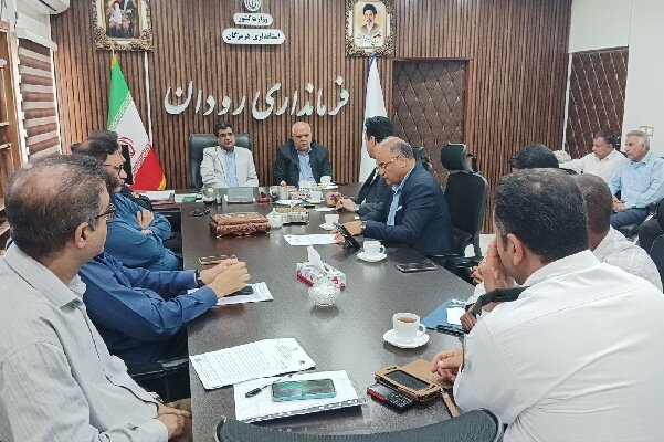 شرفی: ساماندهی تاکسی‌های برون‌ شهری رودان با نظارت پلیس انجام می‌شود
