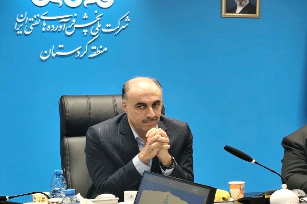 آغاز طرح سهمیه سوم بنزین با نرخ ۱۰ هزار تومان در کردستان آغاز طرح سهمیه سوم بنزین با نرخ ۱۰ هزار تومان در کردستان