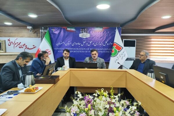 دادستان اصفهان خواستار شناسایی شبکههای قاچاق سوخت شد