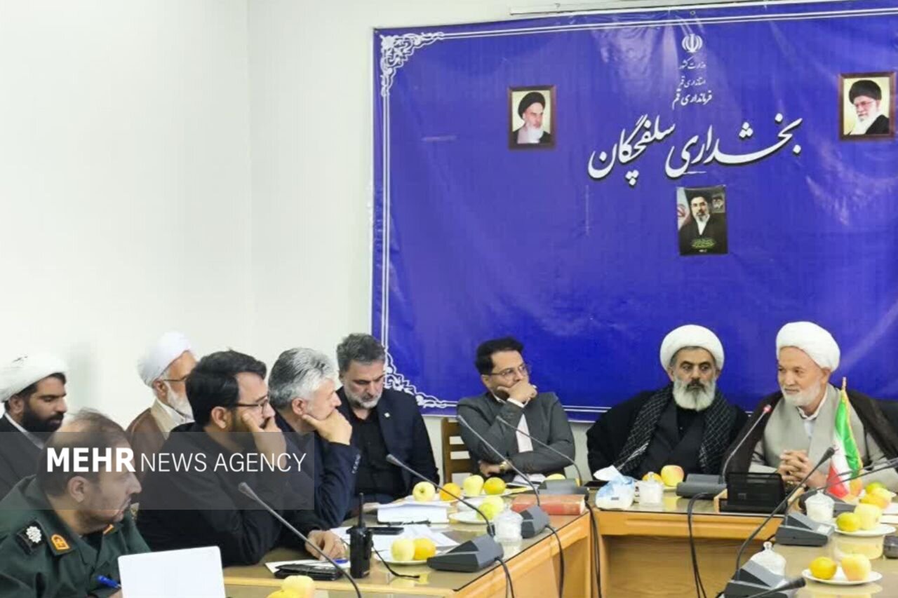 روانبخش:ظرفیت اقتصادی سلفچگان برای تقویت زیرساختهای منطقه استفاده شود
