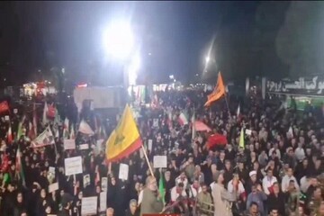 عزاداری ایام فاطمیه در تجمع شبانه مردم بروجرد