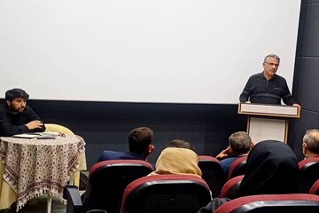 محفل شعر «مِهر» با محوریت ایام فاطمیه در بروجرد برگزار شد