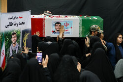 وداع با پیکر شهید «محمدرضا طالبی» در مسجد خرقانی