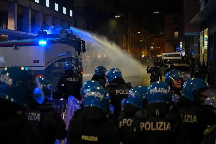 Widespread protests, clashes with police in Europe (+PHOTOS)