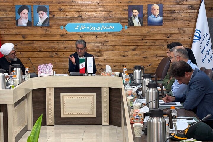 بخشدار ویژه خارگ: پاسخگویی به مردم و تکمیل پروژه‌ها در اولویت باشد