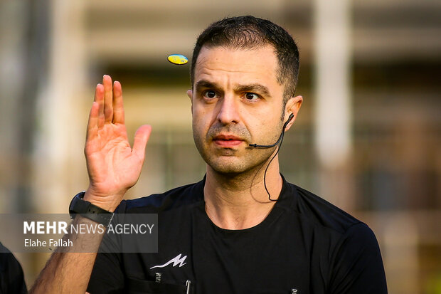 لیگ برتر فوتبال - پیکان و ملوان