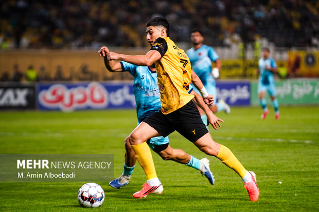 لیگ برتر فوتبال- سپاهان و مس شهر بابک