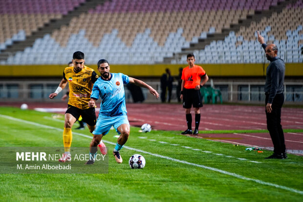 لیگ برتر فوتبال- سپاهان و مس شهر بابک