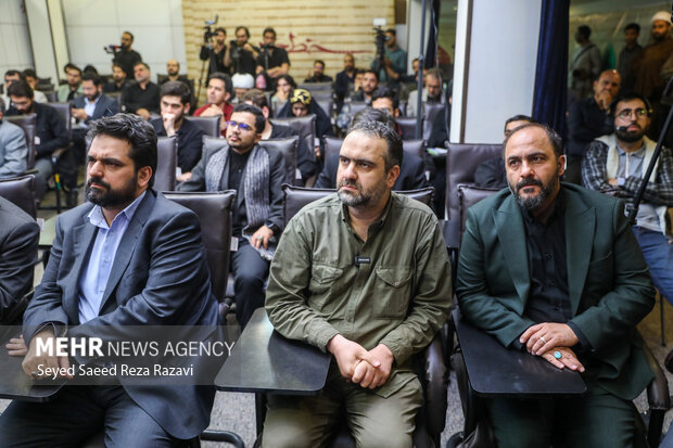 آیین رونمایی از کتاب «حکمرانی فضای مجازی در اندیشه امام شهید انقلاب(ره)»