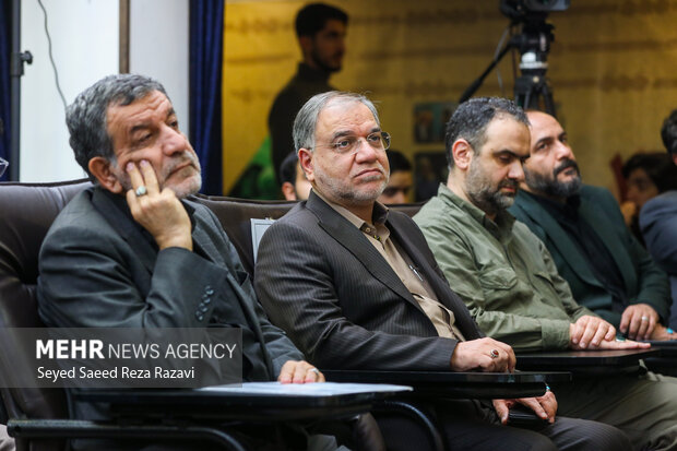 آیین رونمایی از کتاب «حکمرانی فضای مجازی در اندیشه امام شهید انقلاب(ره)»