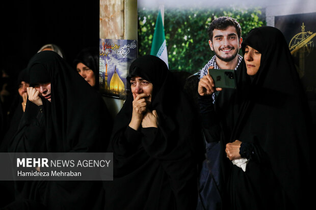 وداع با پیکر <a href='https://sayeb.ir/tag/%d8%b4%d9%87%db%8c%d8%af'></div>شهید</a> «محمدرضا طالبی» در مسجد خرقانی
