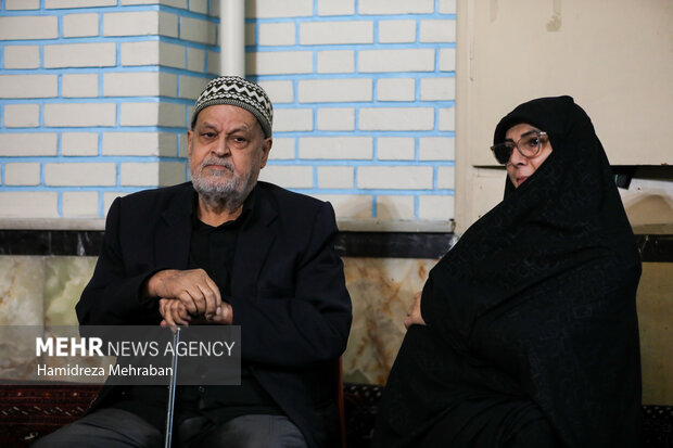 وداع با پیکر <a href='https://sayeb.ir/tag/%d8%b4%d9%87%db%8c%d8%af'></div>شهید</a> «محمدرضا طالبی» در مسجد خرقانی