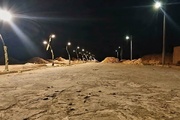 چراغ‌های توسعه گردشگری در مسیر دستکند تاریخی خِنجین روشن شد