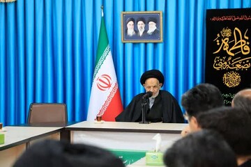 دفاع از کشور سرمایه‌گذاری برای حفظ امنیت و استقلال ملت است