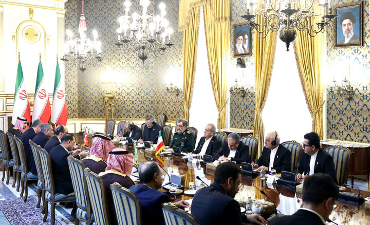 ایران،اسلامی ممالک کے درمیان اتحاداور یکجہتی کو مضبوط بنانےوالی ہر مفاہمت کی حمایت کرتا ہے، پزشکیان