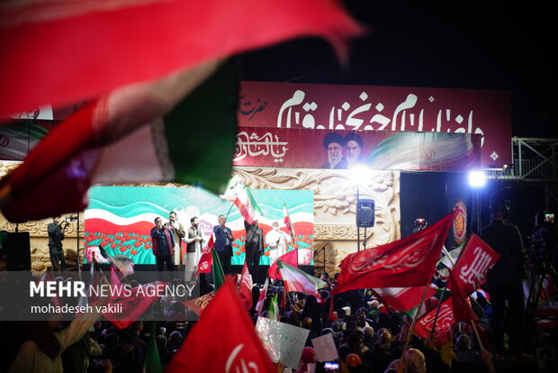 تجمع حماسی مردم زاهدان در شب ۲۴۱