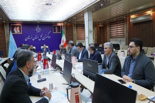لزوم بازگرداندن واحدهای تولیدی راکد به چرخه فعالیت در لرستان