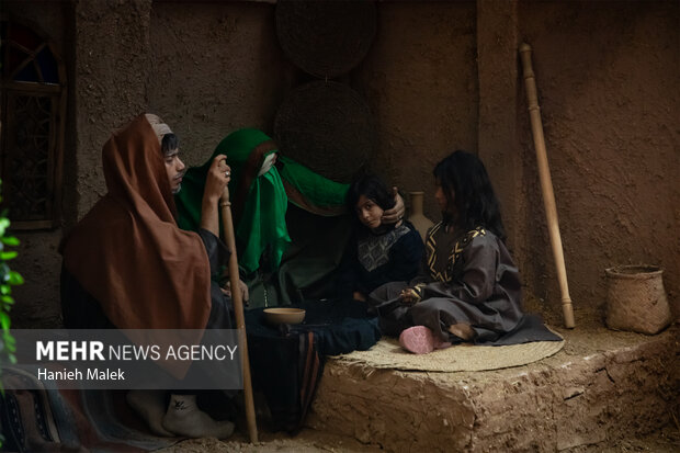 نمایشگاه دومین کنگره ملی شهدای استان گلستان
