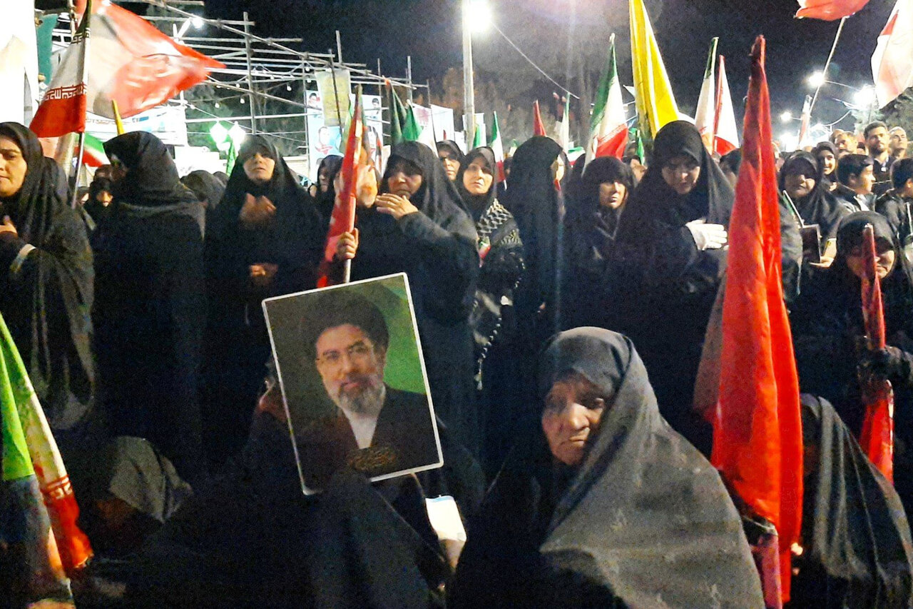عزاداری ایام فاطمیه در کاشمر همزمان با تجمعات شبانه