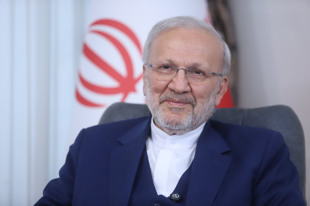 'The Iranian people will neither compromise nor surrender'