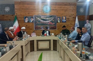 امام جمعه اهل سنت خارگ: مسئولیت امروز ما به برکت خون شهدا است