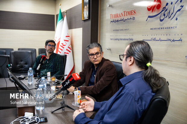 نشست «انتخابات میان‌دوره‌ای آمریکا؛ آزمون ترامپ و آینده قدرت در واشنگتن»