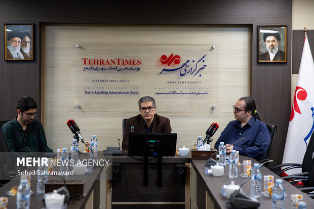 نشست «انتخابات میان‌دوره‌ای آمریکا؛ آزمون ترامپ و آینده قدرت در واشنگتن»