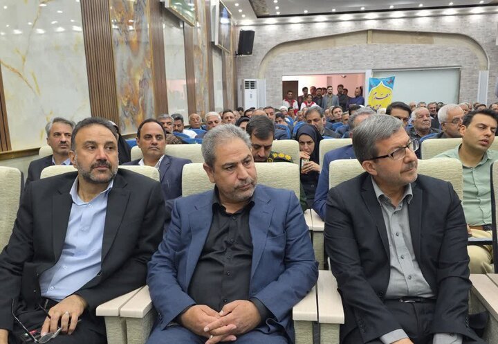 آئین تکریم و معارفه فرماندار فلاورجان برگزار شد