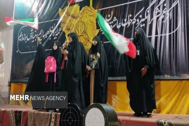 اسفراین در شب ۲۴۱ میدان را زنده نگه داشت