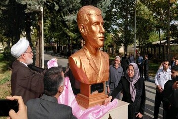 سردیس شهید مدافع سلامت مصطفی رستم‌پور در  کردستان رونمایی شد