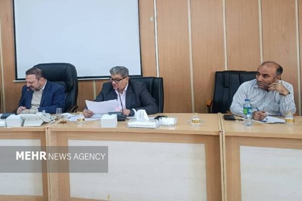 مدیران ضعیف بانک ها و دستگاه ها از جلسه اخراج می‌شوند
