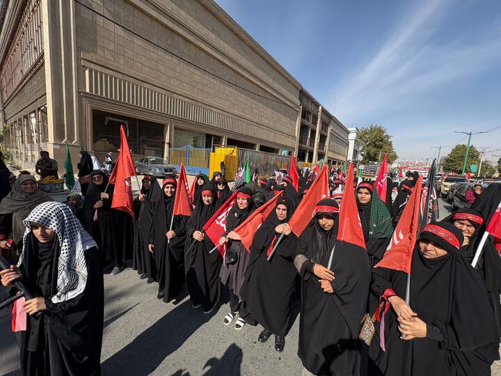 روایت حماسه جانفدای ایران در لرستان؛ خیابان «میدان» شد