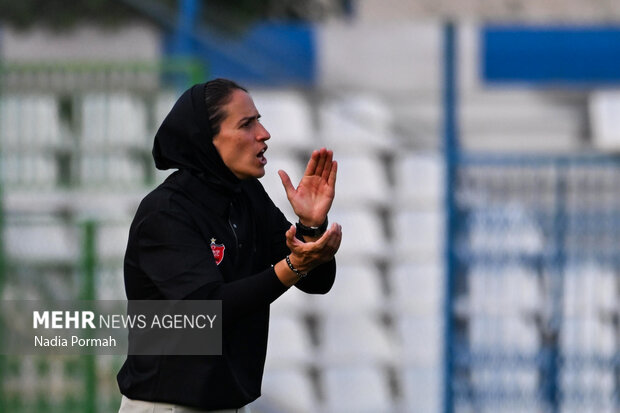 لیگ برتر فوتبال زنان - استقلال و پرسپولیس