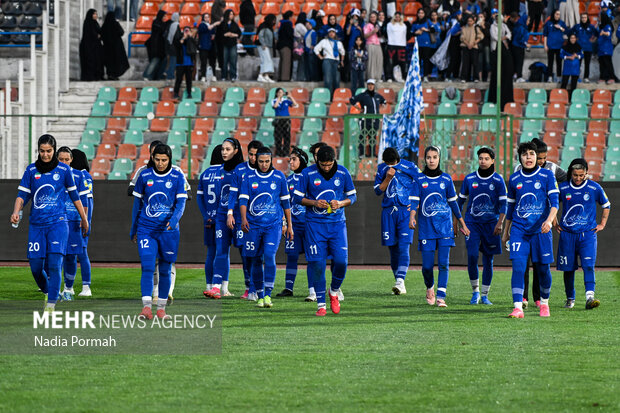 لیگ برتر فوتبال زنان - استقلال و پرسپولیس