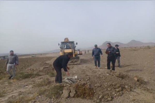 انسداد ۵ حلقه چاه غیرمجاز در ملایر با دستور قضایی