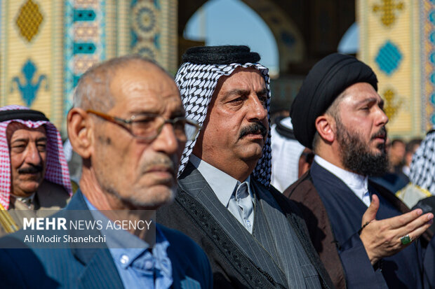 تشرف شیوخ عشایر <a href='https://sayeb.ir/tag/%d8%b9%d8%b1%d8%a7%d9%82'></div>عراق</a> به حرم امام رضا(ع)