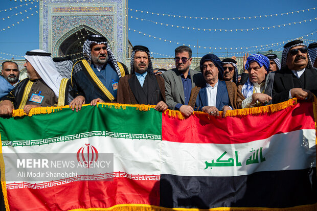 تشرف شیوخ عشایر <a href='https://sayeb.ir/tag/%d8%b9%d8%b1%d8%a7%d9%82'></div>عراق</a> به حرم امام رضا(ع)