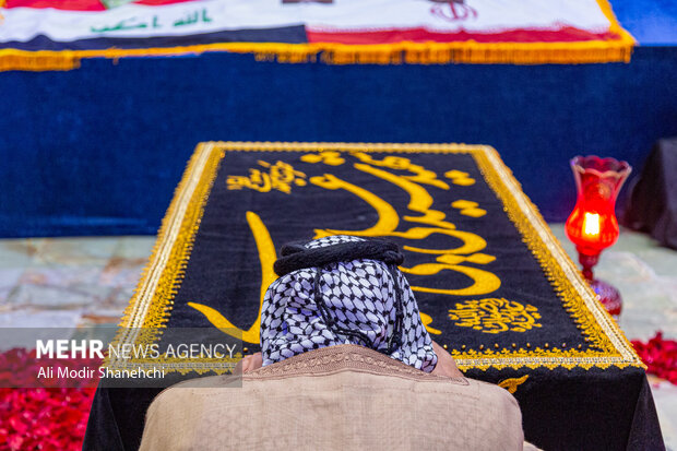 تشرف شیوخ عشایر <a href='https://sayeb.ir/tag/%d8%b9%d8%b1%d8%a7%d9%82'></div>عراق</a> به حرم امام رضا(ع)